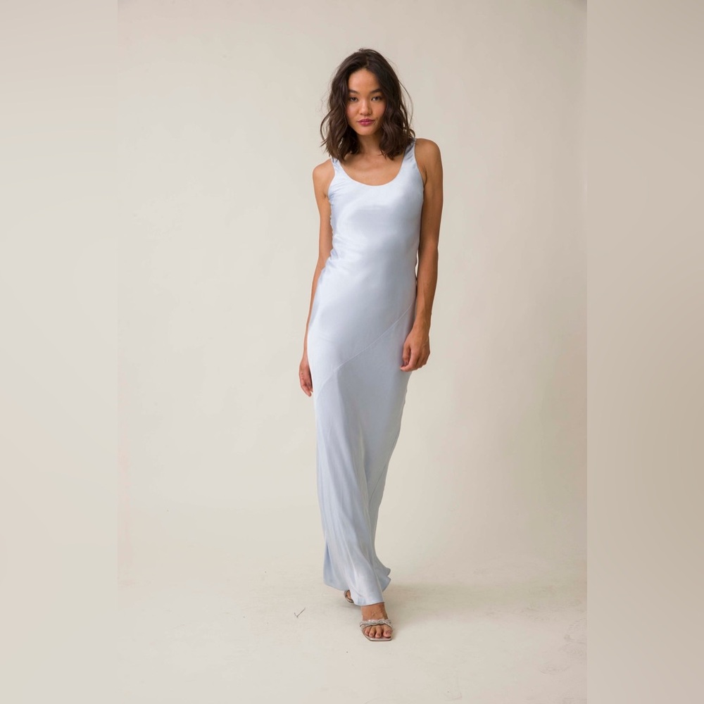 {LINE AND DOT} Blue Adelyn Maxi Dress
